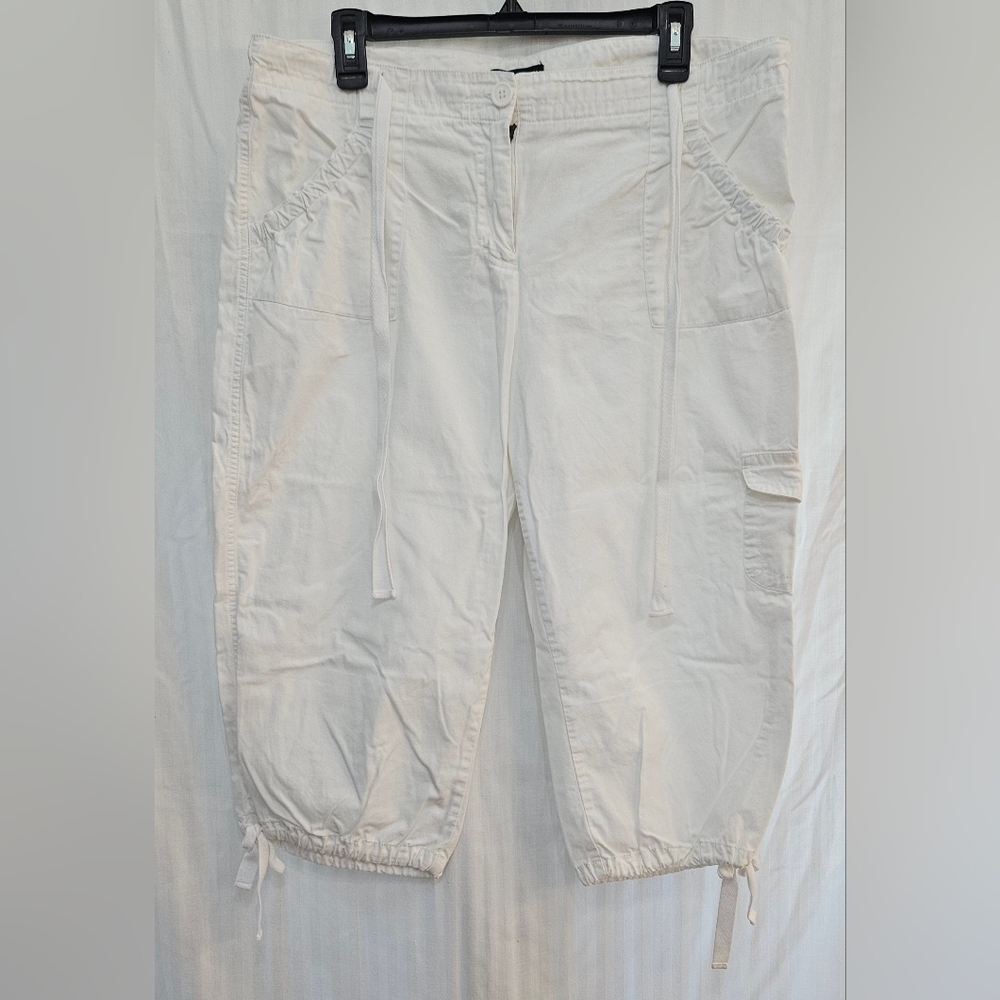 New York & Company Capris - White Cotton Drawstring Cargo - Size 14